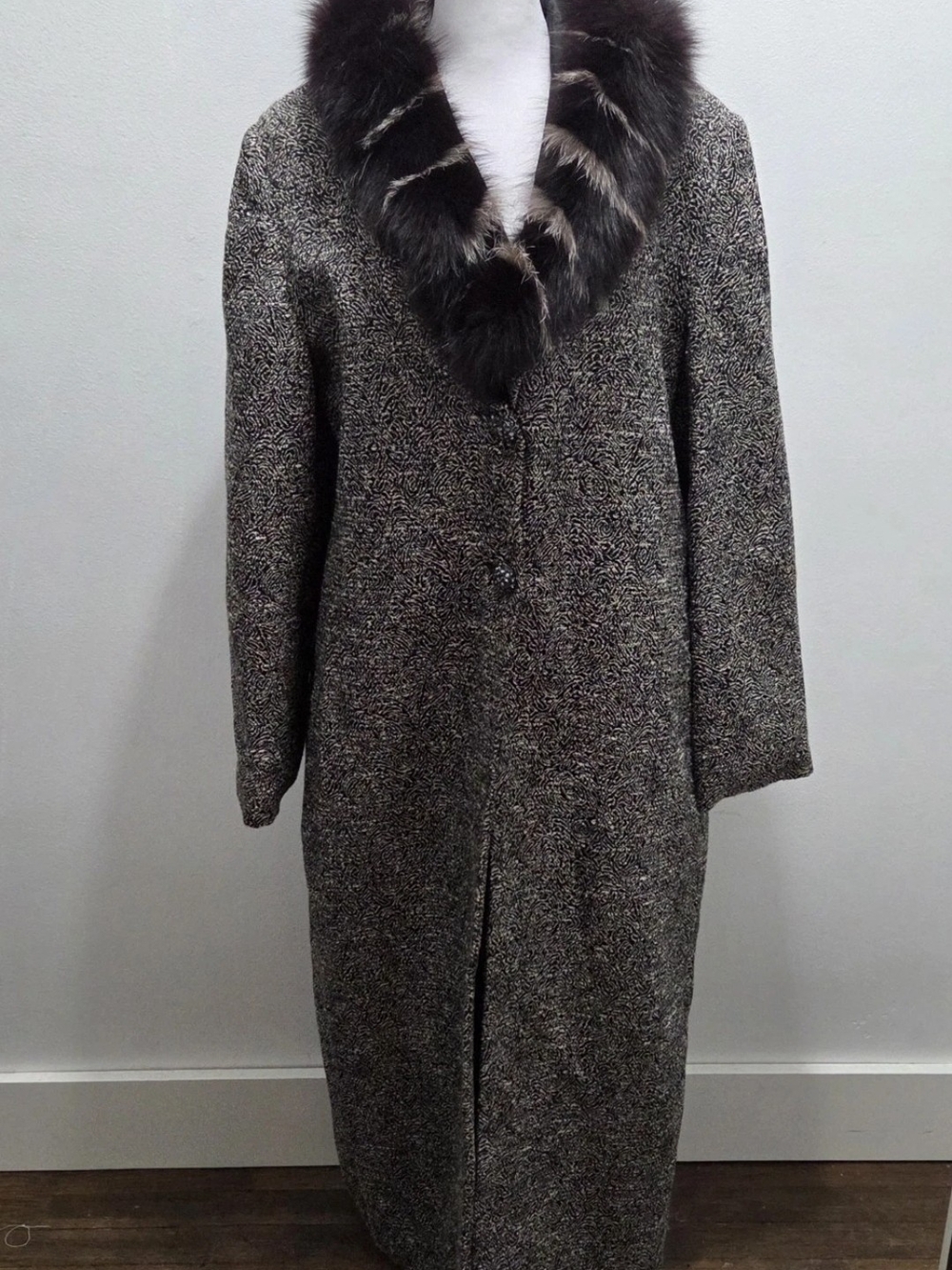Lily & Taylor Couture Size 10 Genuine Fur Trim Long Coat Skirt Suit